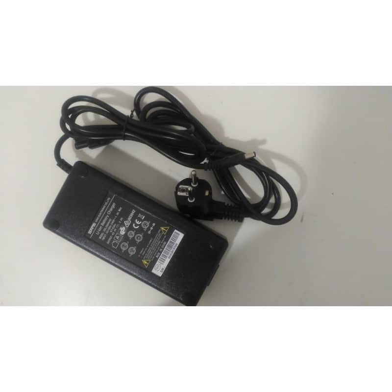 Chargeur 36 V pour E-TWOW Booster